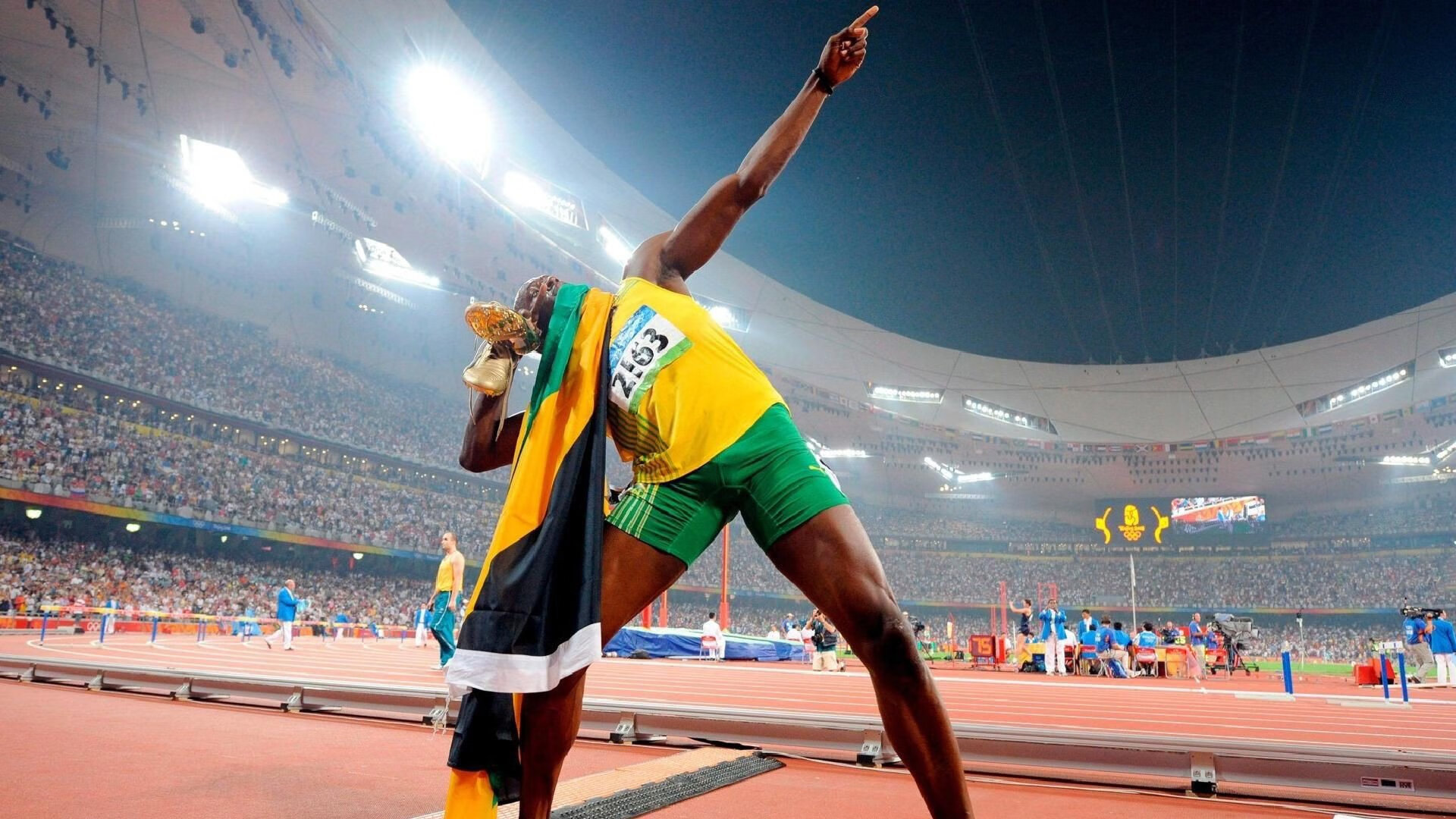 开云体育app-季后赛抢七之夜，奥利维耶全场最佳无争议  第2张