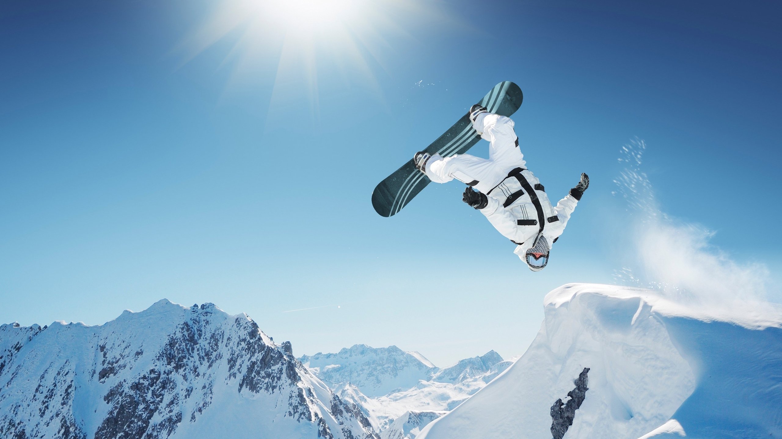 开云体育平台APP-枫叶与沙漠的对话,苏亚雷斯如何用流畅攻守改写2026世界杯A组格局 第2张 开云体育平台APP-枫叶与沙漠的对话,苏亚雷斯如何用流畅攻守改写2026世界杯A组格局 第2张